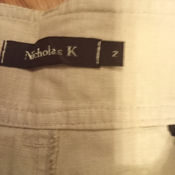 Nicholas K women's sustainable linen button flap cuffed Bermuda shorts S… - Picture 4 of 7